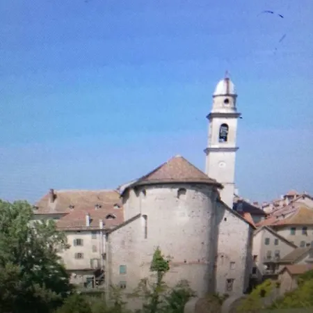 Nel Centro Storico Di * Sassello