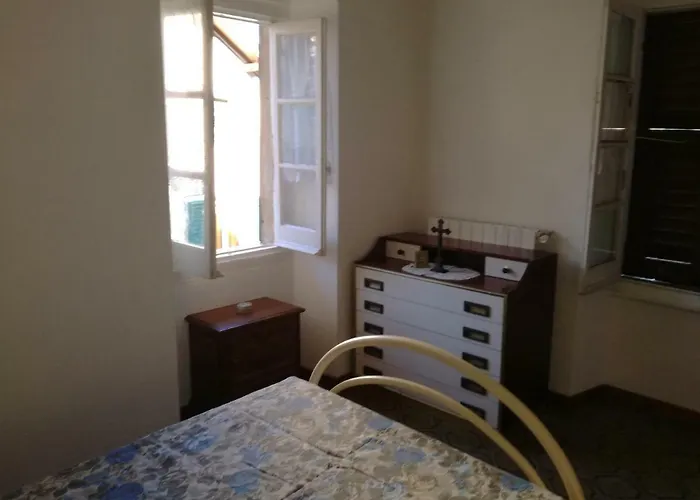 Nel Centro Storico Di * Sassello